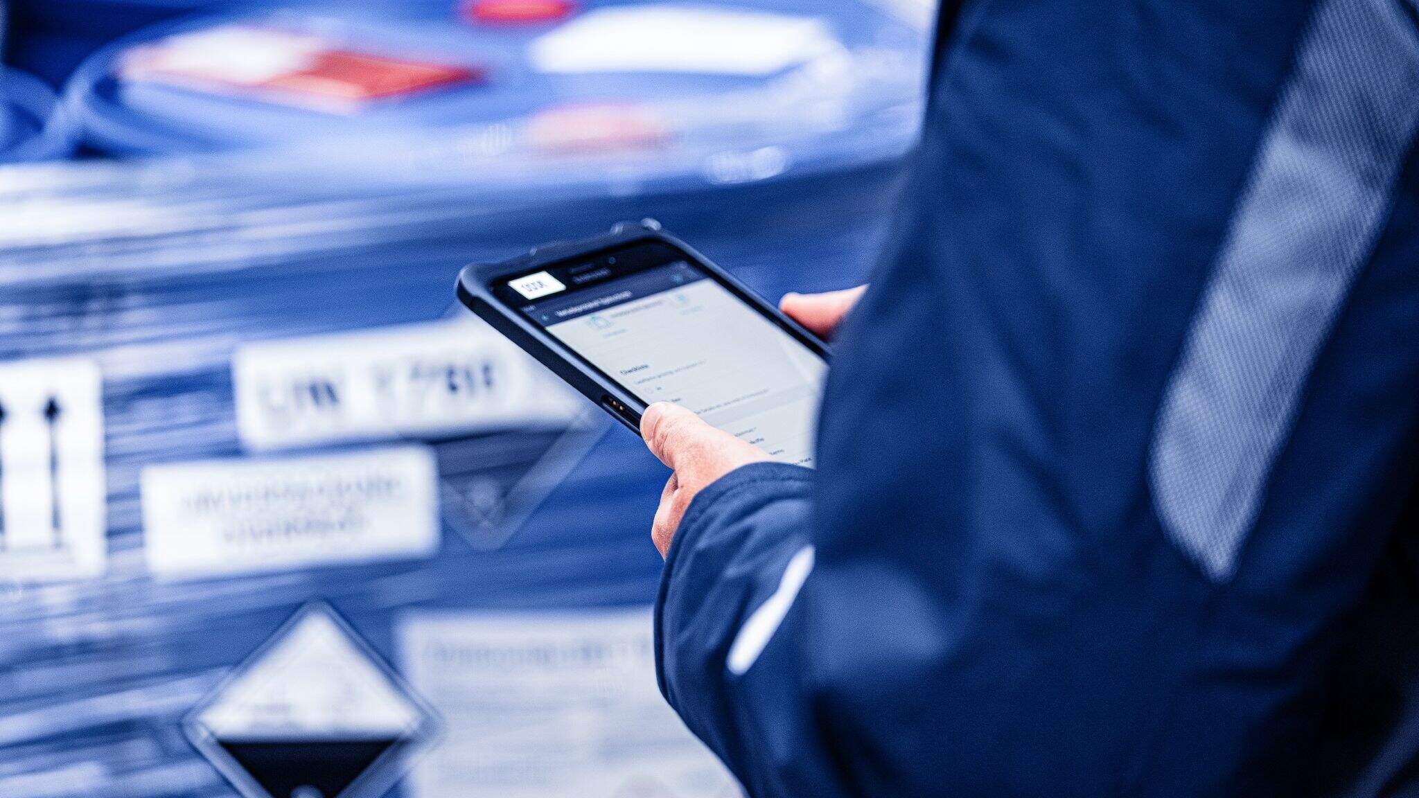 Clipboard'dan uzaklaşın: &Ccedil;alışanlar kendi uygulamalarını geliştirebilir ve b&ouml;ylece bir&ccedil;ok rutin g&ouml;revi dijital d&uuml;nyaya aktarabilirler.