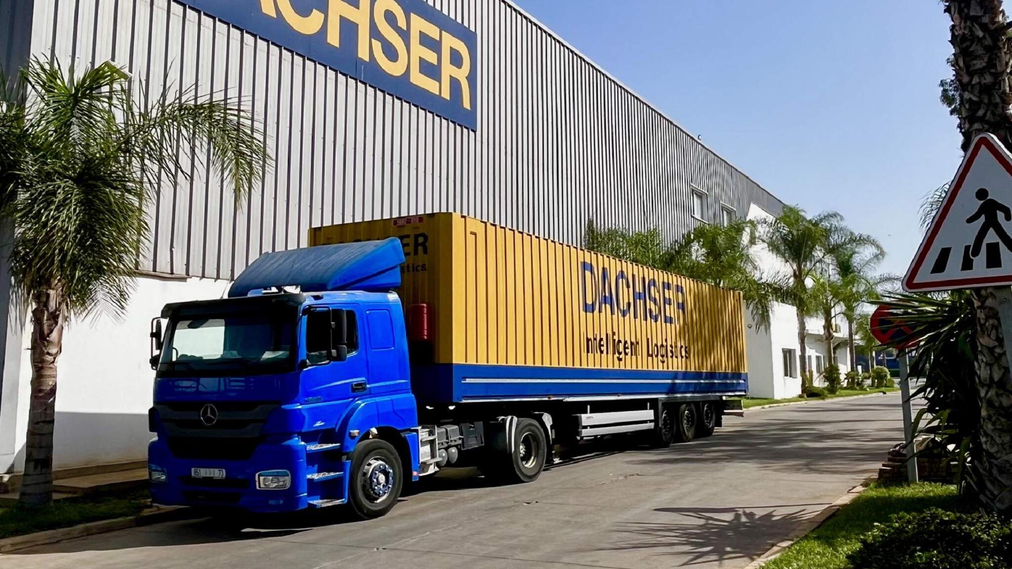 Hızlı teslimat süreleri ve DACHSER taşımacılık ağına optimum bağlantı.