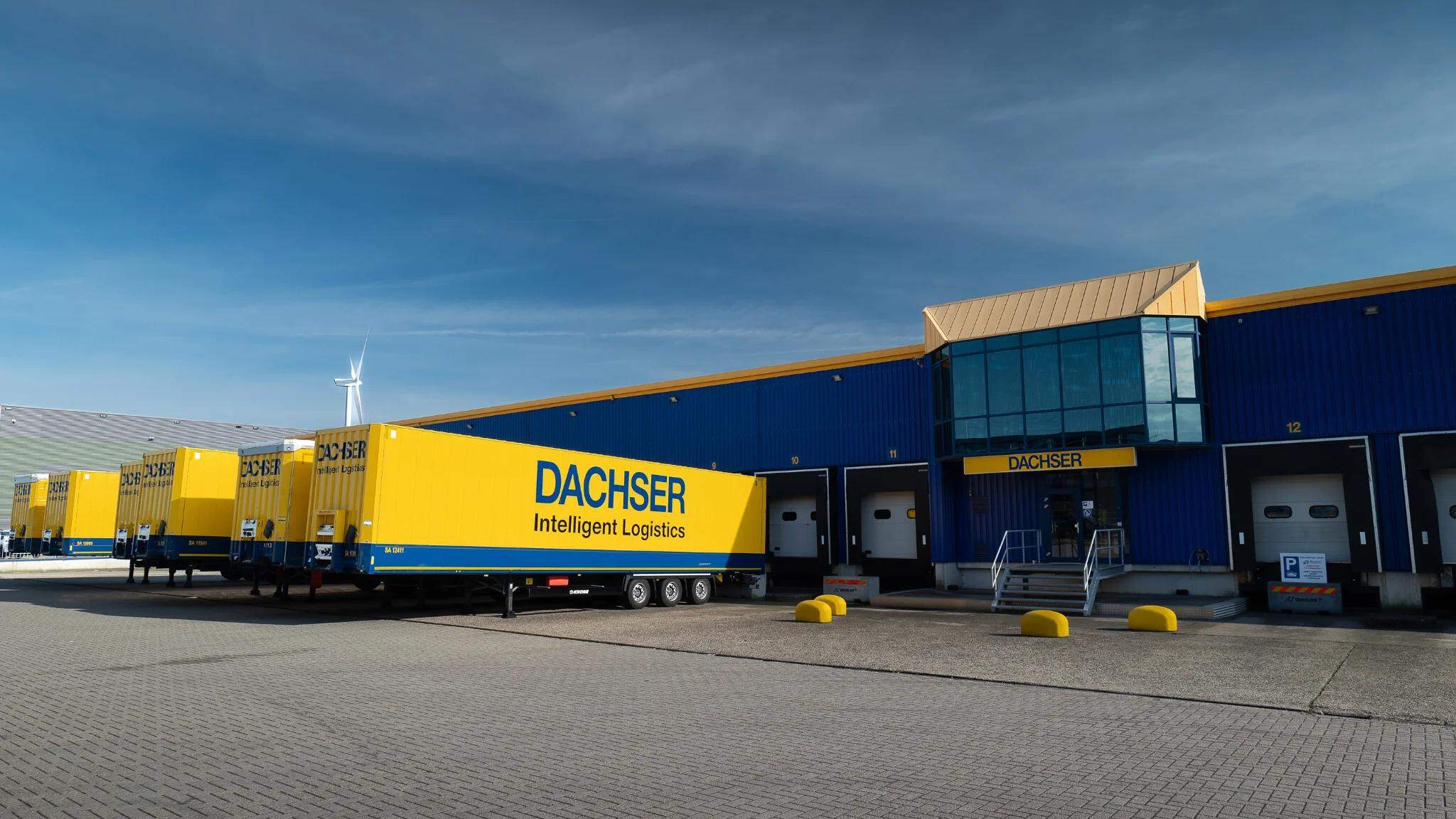 Rotterdam yakınlarındaki Waddinxveen'de bulunan DACHSER konteyner y&uuml;k istasyonu (CFS).